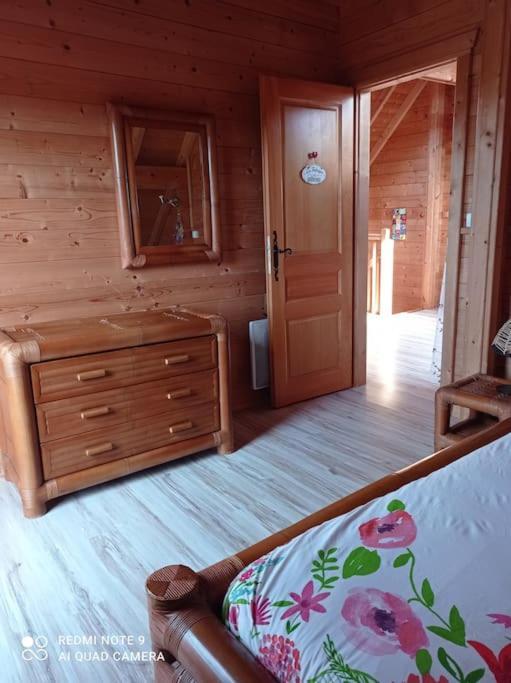 Chalet Familial En Bois A 150 M De La Mer Santec Exterior foto